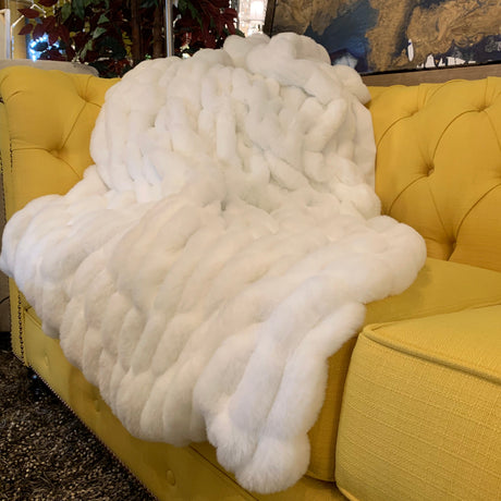 Braided Look Fluffy Soft Faux Fur Fabric - Gray White Braided Look, 104" X 93" (Cal King/Eastern King)