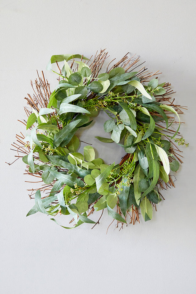 22" Eucalyptus Wreath