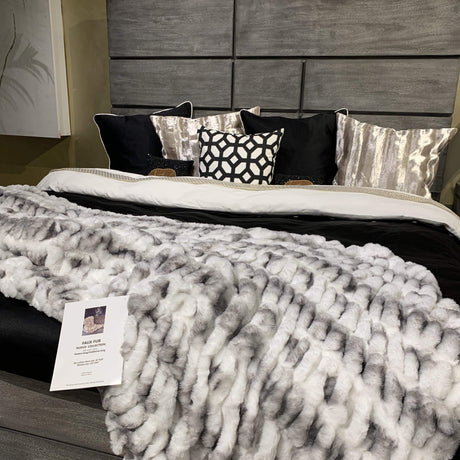Braided Look Fluffy Soft Faux Fur Fabric - Gray White Braided Look, 104" X 93" (Cal King/Eastern King)