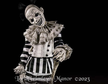 Dylan Carnival Clown - Oktober Studios Deluxe Halloween Costume