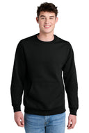 Port & Company® Sudadera de forro polar con bolsillo y cuello redondo