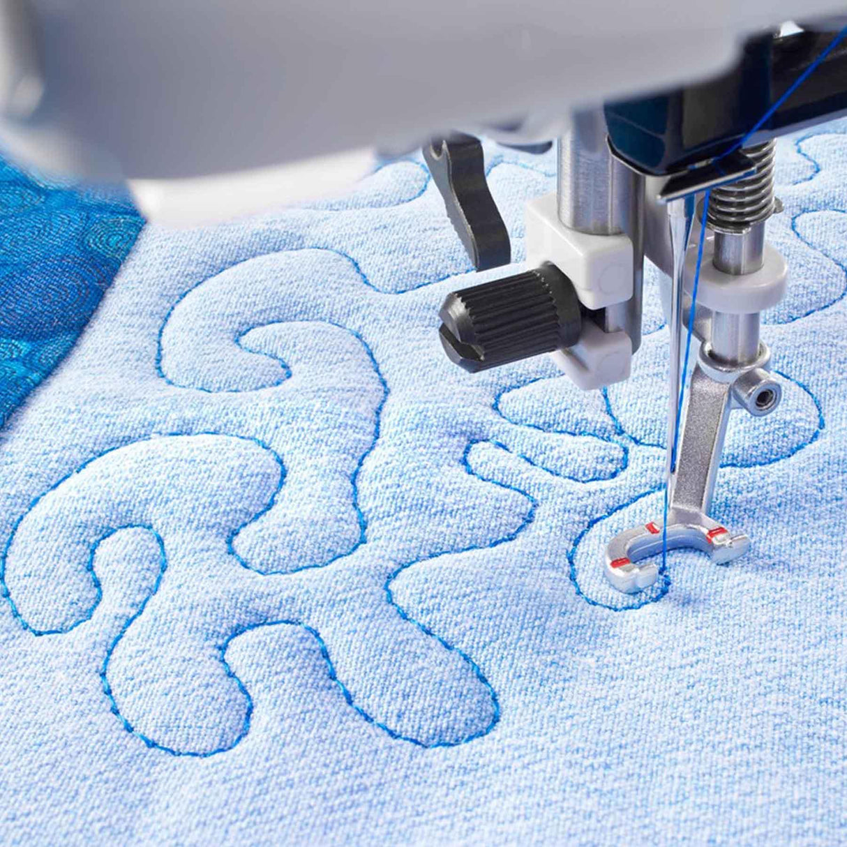 PFAFF Passport 2.0 Sewing Machine