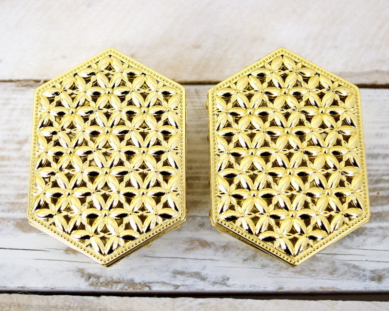 3.5" x 2.5" Gold Hexagon Carved Plastic Favor Trinket Box - Pack of 12
