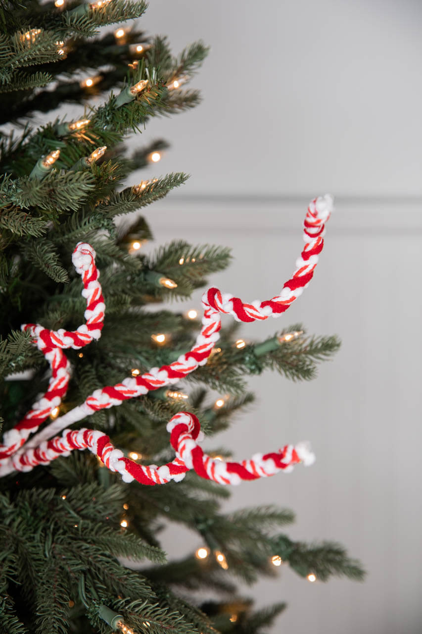 29” Peppermint Curly Stem