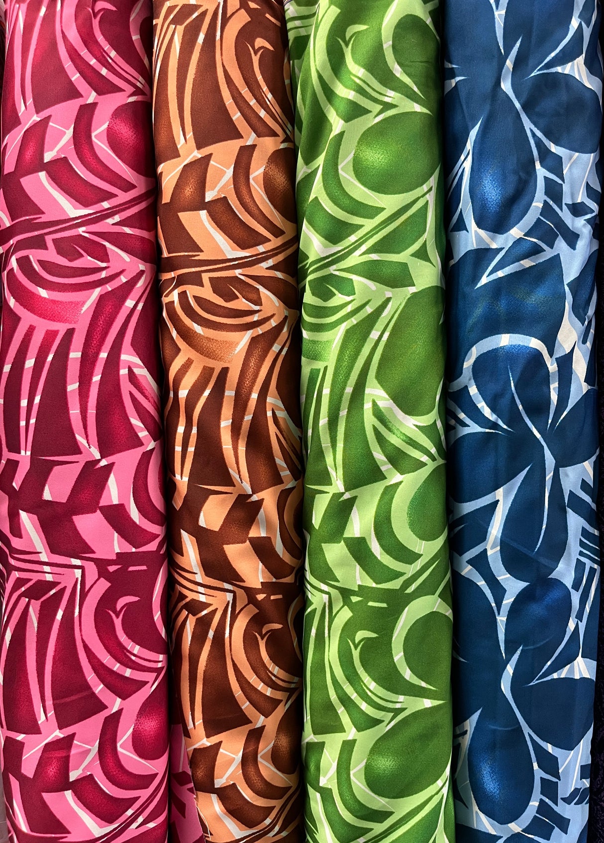 Plumeria Flower Polyester Fabric - Floral Print, 60" Width (1 Yard)