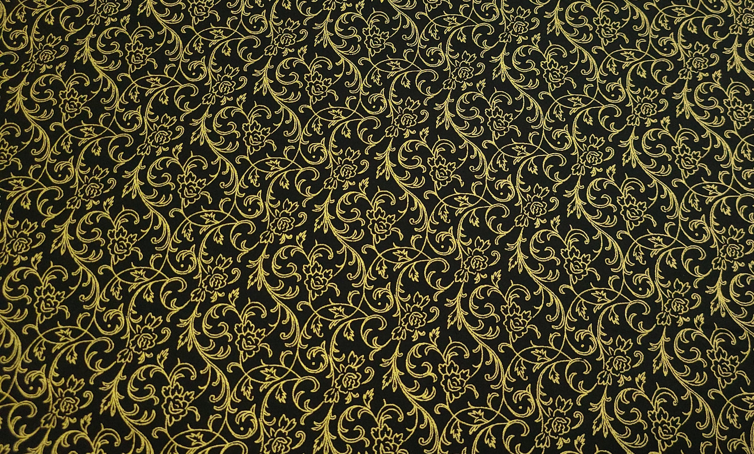 Quilting Cotton Poinsettias Metallic Christmas Robert Kaufman