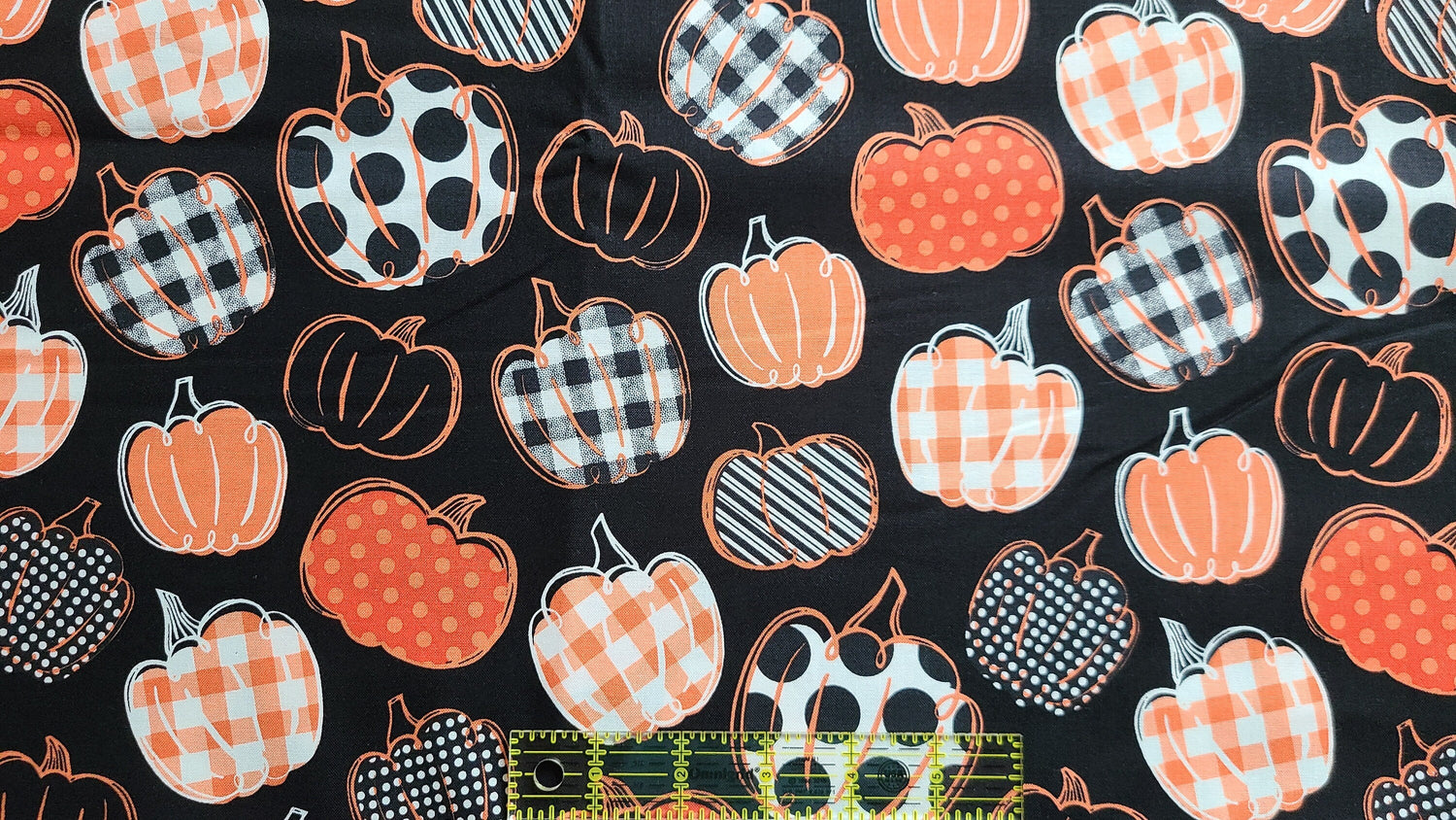 Quilting Cotton Pumpkins on Gingham Check Harvest 100% Cotton