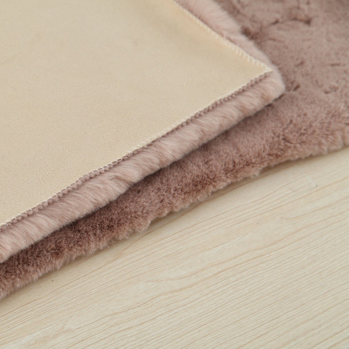 Soft Touch Faux Rabbit Chinchilla Feel Polyester Fabric - Solid Colors, 1" Pile Height (1 Rug)