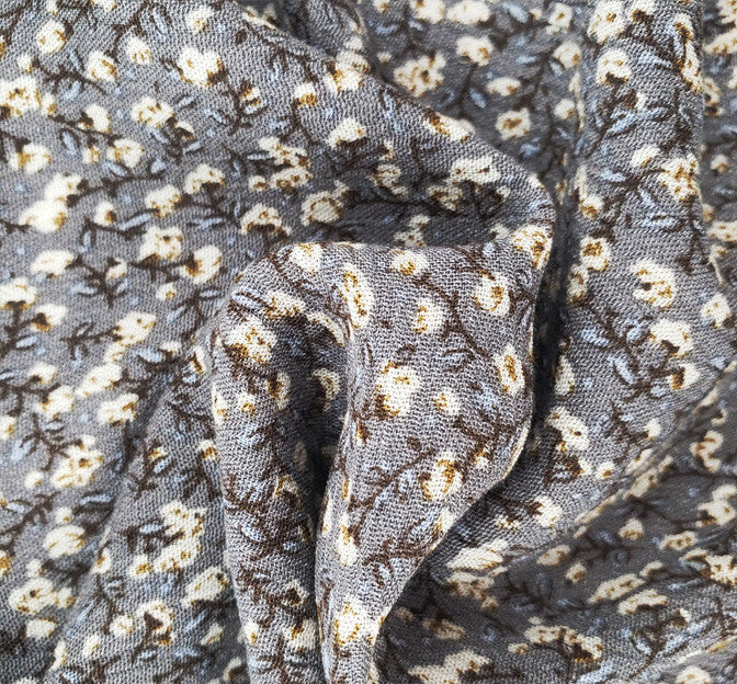 Rayon Crinkle 1D423 Ash Rayon Fabric - Ash, Crinkle Texture, 50/52" Width (1 Yard)