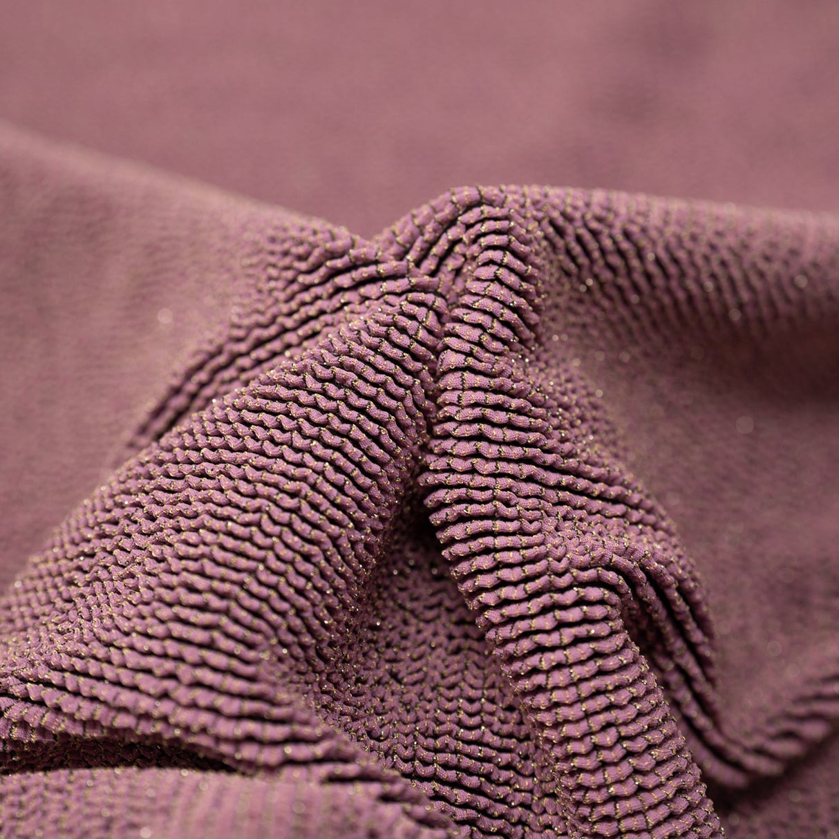 Ritzy Crinkle Nylon Polyester Spandex Metallic Fabric - Crinkle Jacquard, 4-Way Stretch, 22" Width (1 Yard)