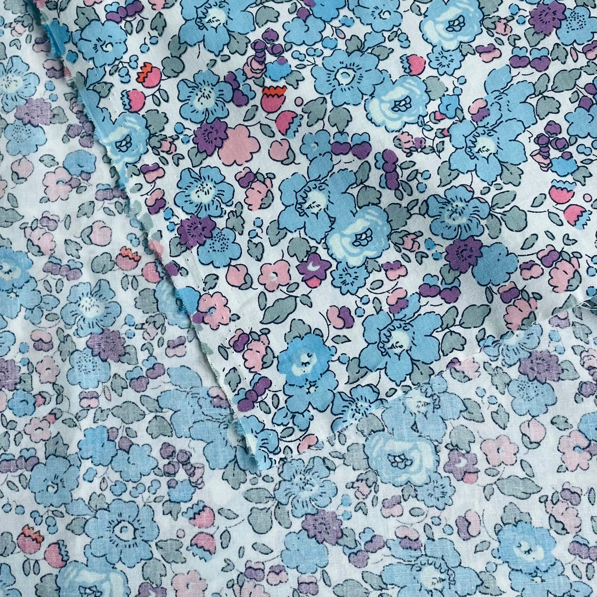 Betsy Floral 60S Tissun liberty Cotton Fabric For Kids Baby Sewing Cloth Dresses Skirt DIY Handmade Designer Patchwork Meter