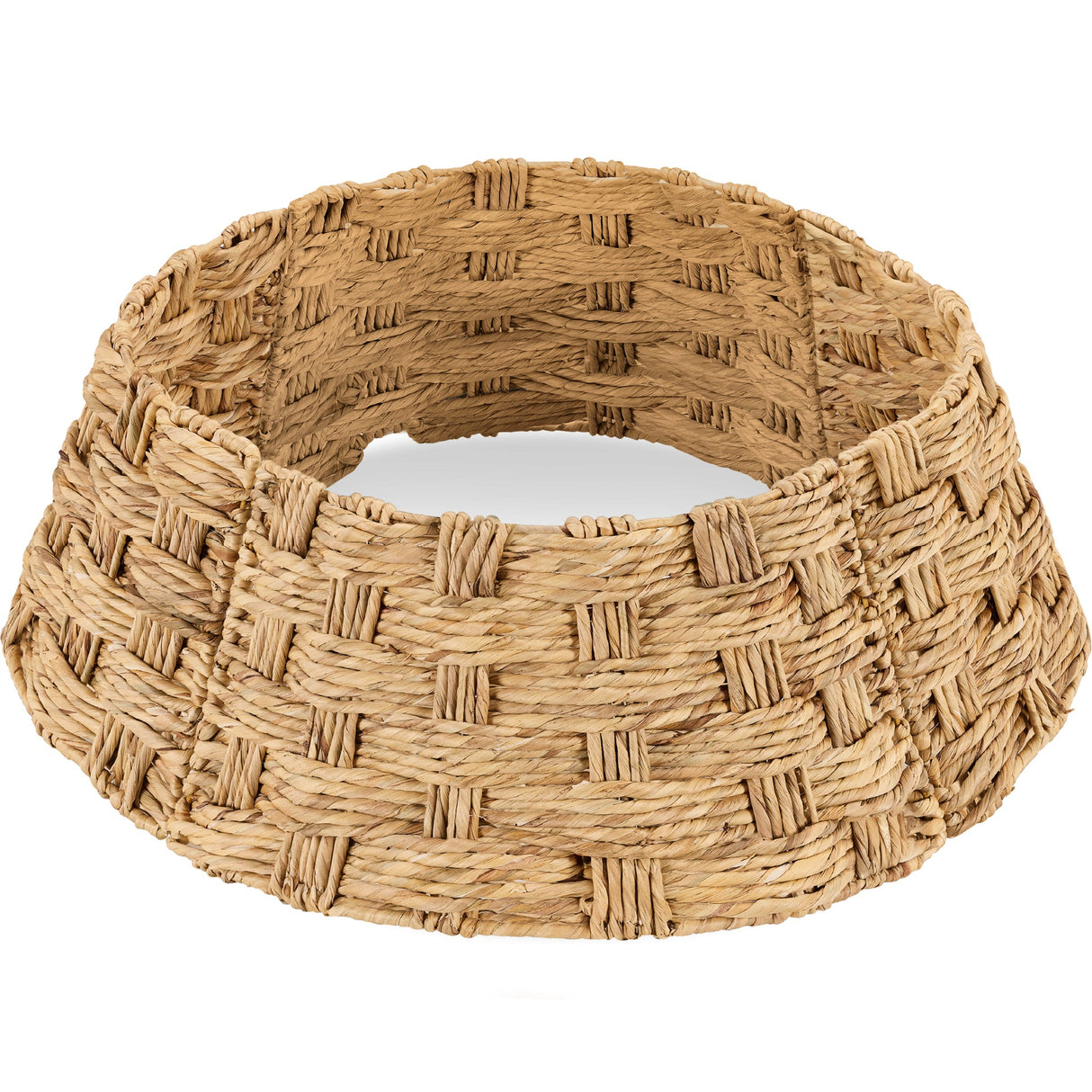 36-Inch Woven Water Hyacinth Christmas Tree Collar