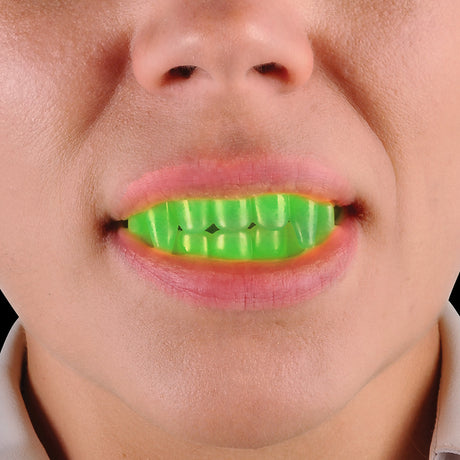 Glow In The Dark Fangs