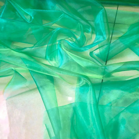 Iridescent Flashing Gradient Organza Tulle Fabric By Meter For Evening Gown Fashion Design Shiny Clothes Party Stage Decoration