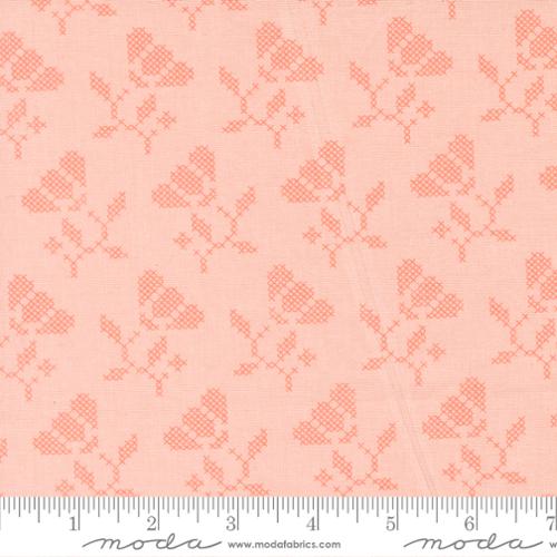 Cotton Print Sunbonnet Pink Blooming Stitches 44/45 Fabric