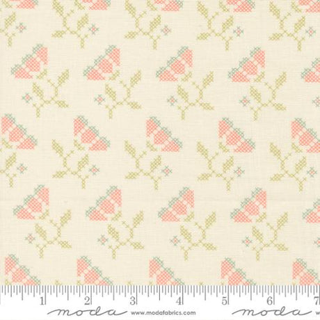 Cotton Print Sunbonnet Porcelain Blooming Stitches Fabric