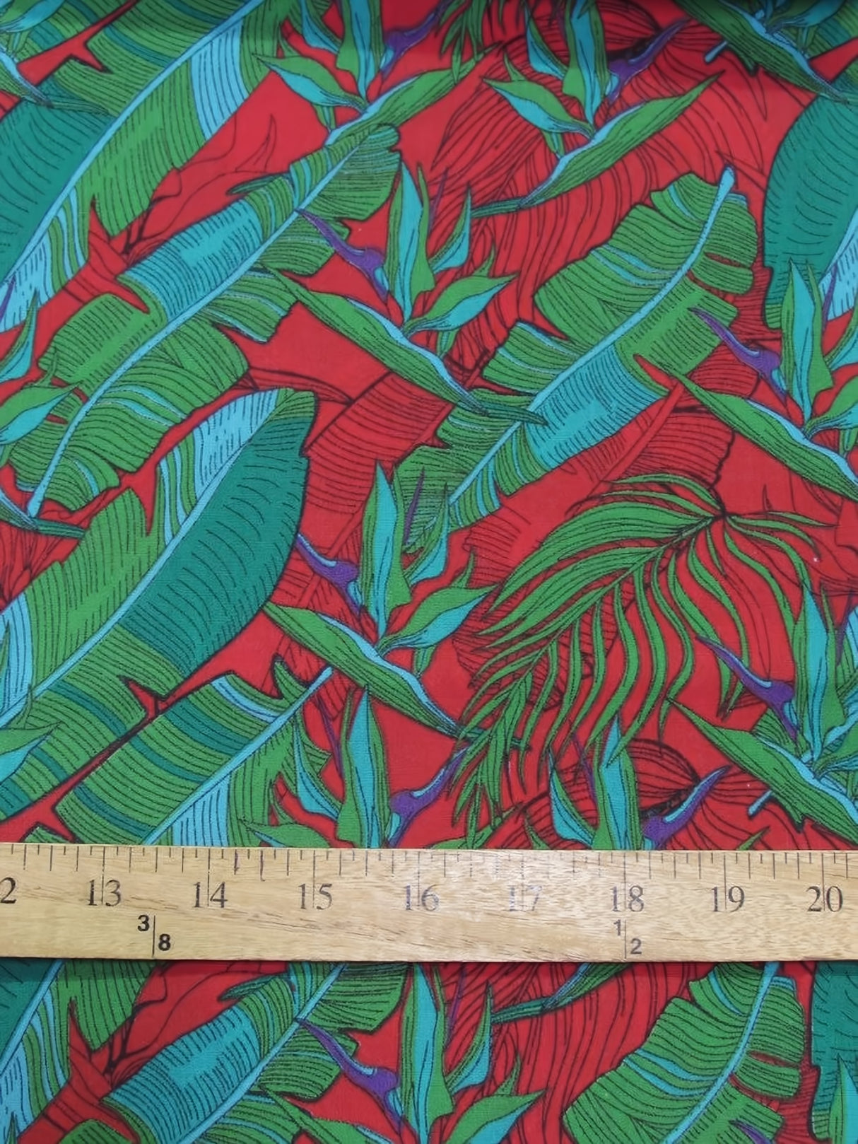 Polyester Cotton Printed Fabric Island Breeze Red