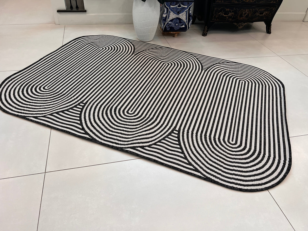TOV 305 Polypropylene Fabric - Black & Ivory Geometric, Indoor/Outdoor Rug, Organic Live Edge (1 Piece)