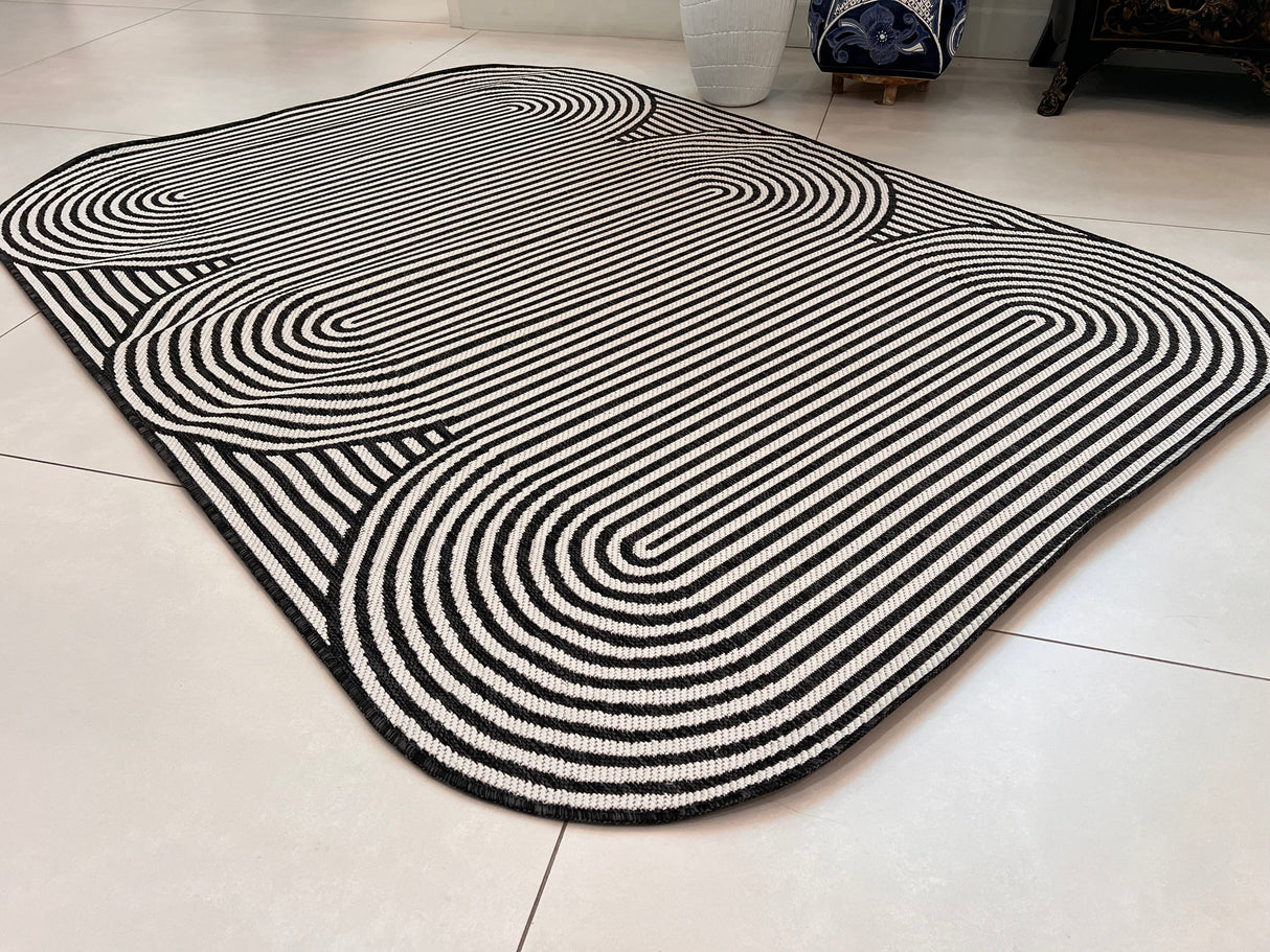 TOV 305 Polypropylene Fabric - Black & Ivory Geometric, Indoor/Outdoor Rug, Organic Live Edge (1 Piece)