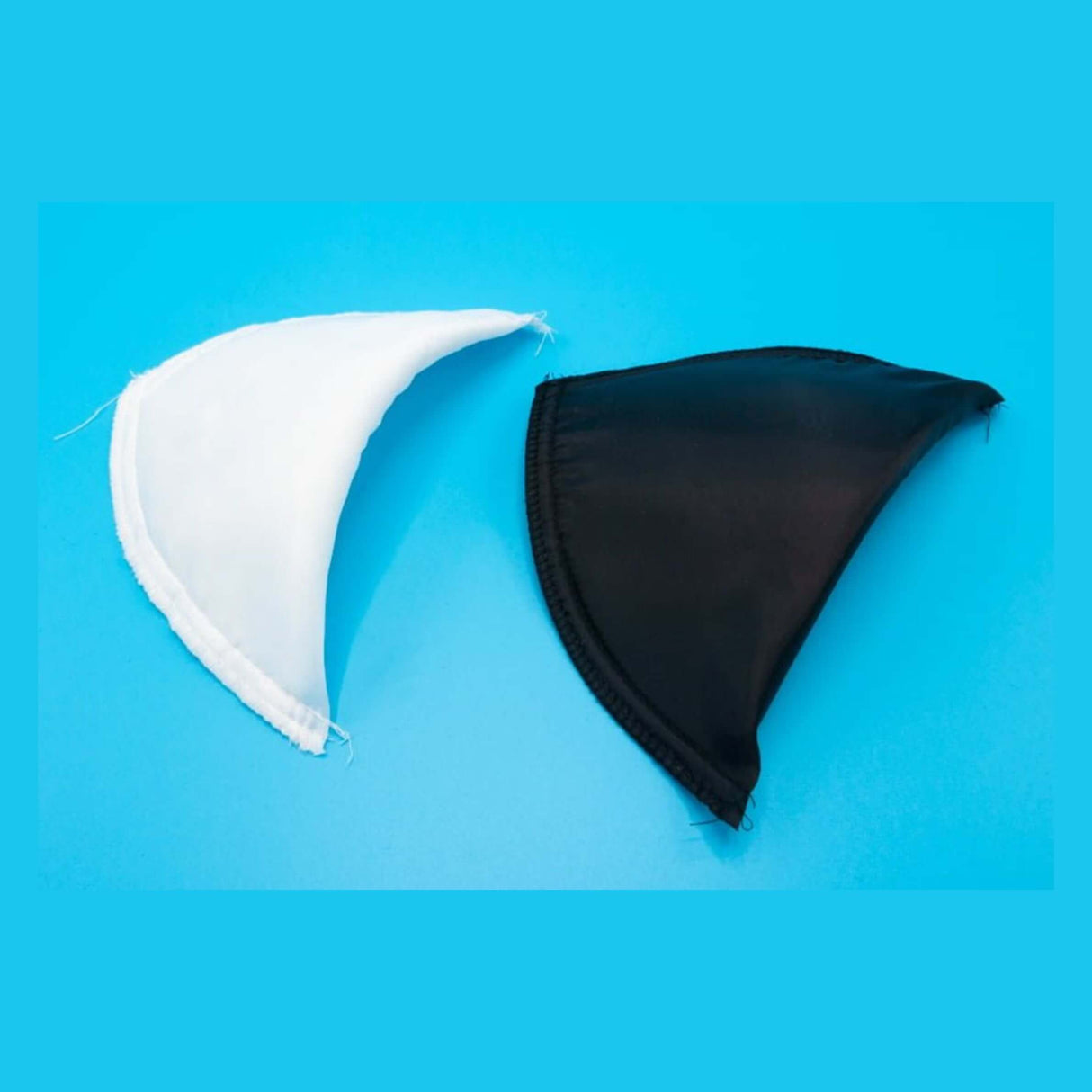 Triangle Covered Fiber Shoulder Pads - Black, White, 5/8"