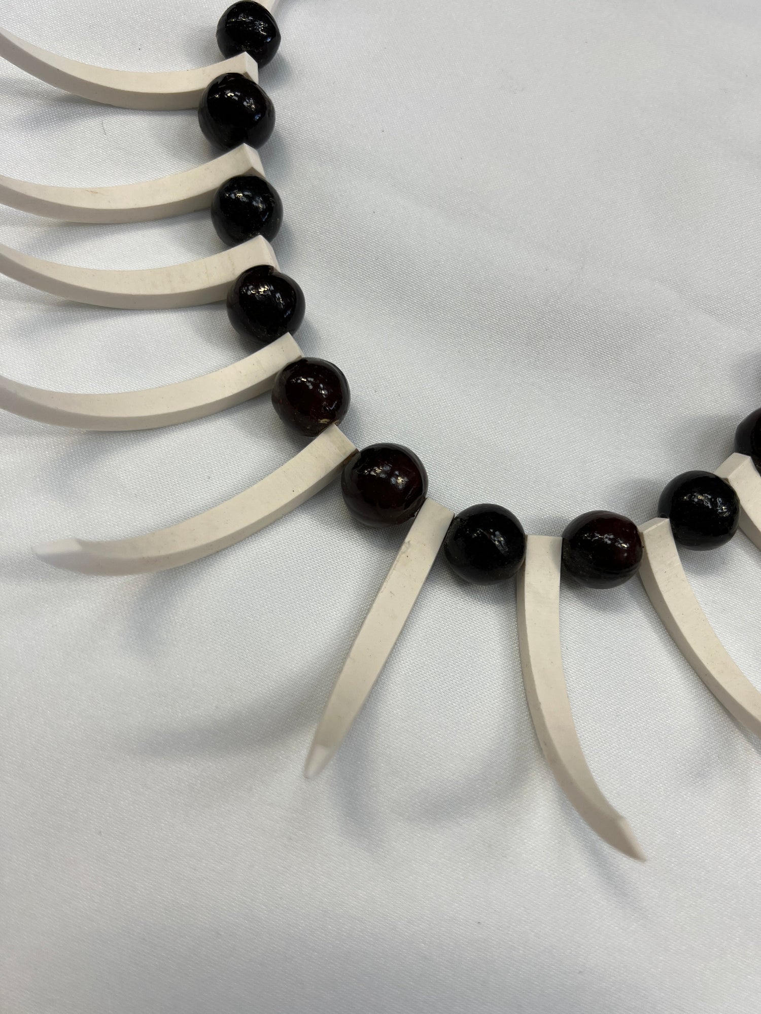 Authentic Ula Nifo Necklace Fabric - White Shells, Brown Beads (1 Piece)