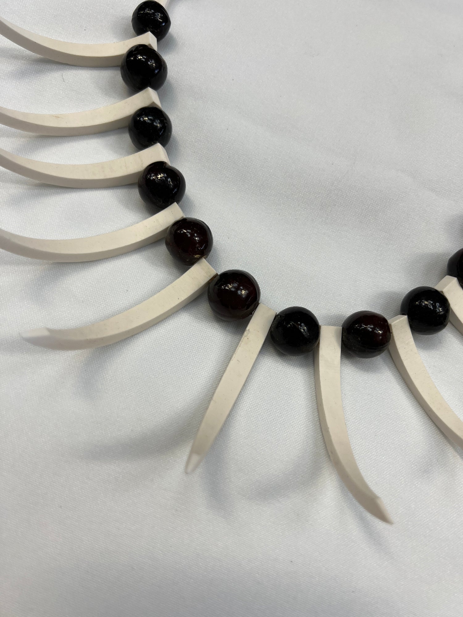Authentic Ula Nifo Necklace Fabric - White Shells, Brown Beads (1 Piece)