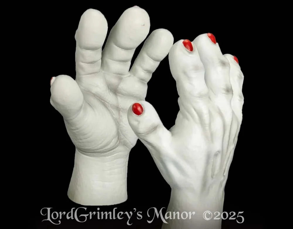Officially Licensed - Killer Klowns from Outer Space Gloves
