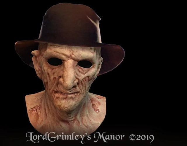 A Nightmare on Elm Street 2: Freddy's Revenge - Deluxe Freddy Krueger Mask with Fedora Hat