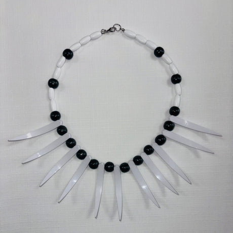 Polynesian Samoan Ula Nifos Necklace - White, Brown Beaded Design (1 Piece)