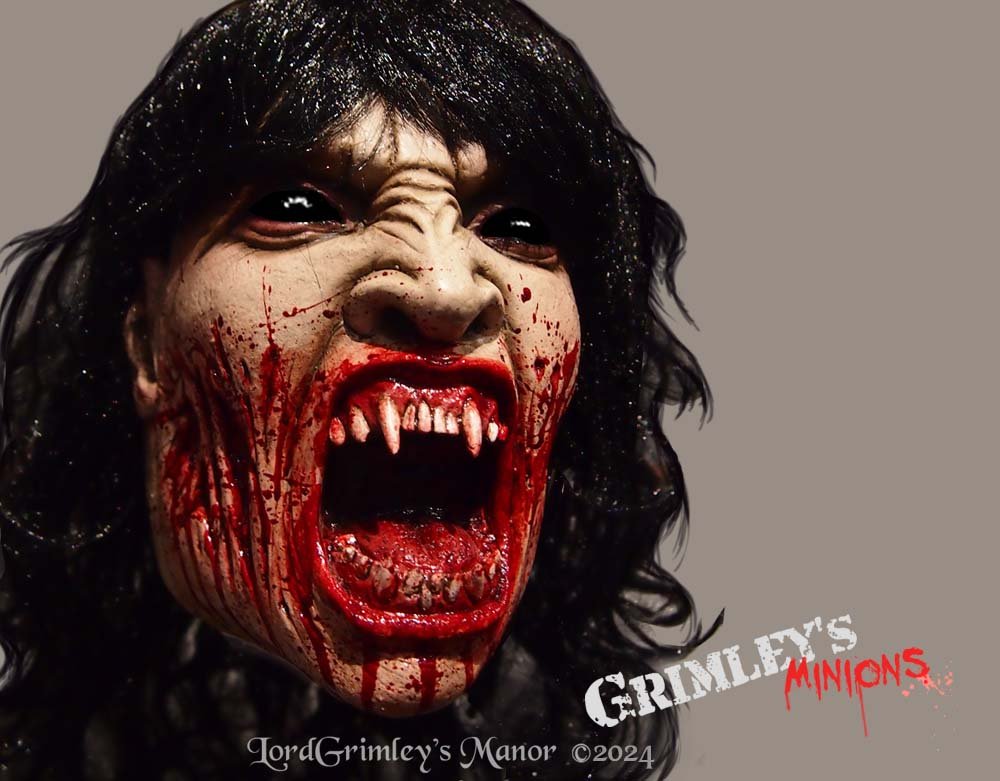 Vampiress - Half Mask