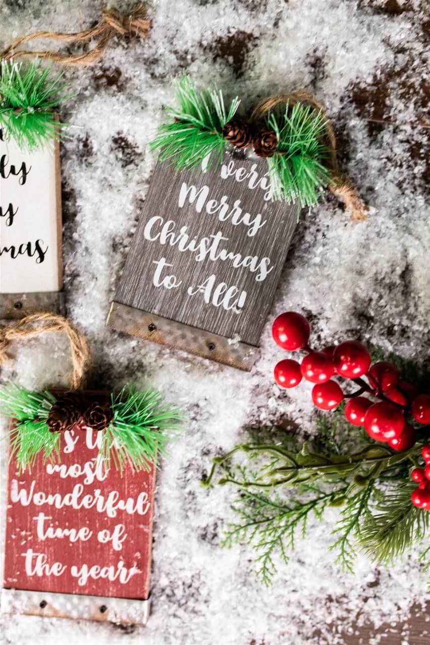 5” Wood Holiday Sign Ornament with Pinecone Accent