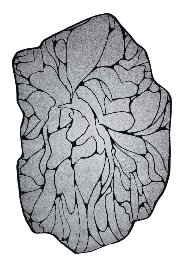 Z322A POL807 Polyester Area Rug - Silver-Toned With Bold Irregular Black Geometric Detailing, Black, 5' 3" X 7' 6" (1 Rug)