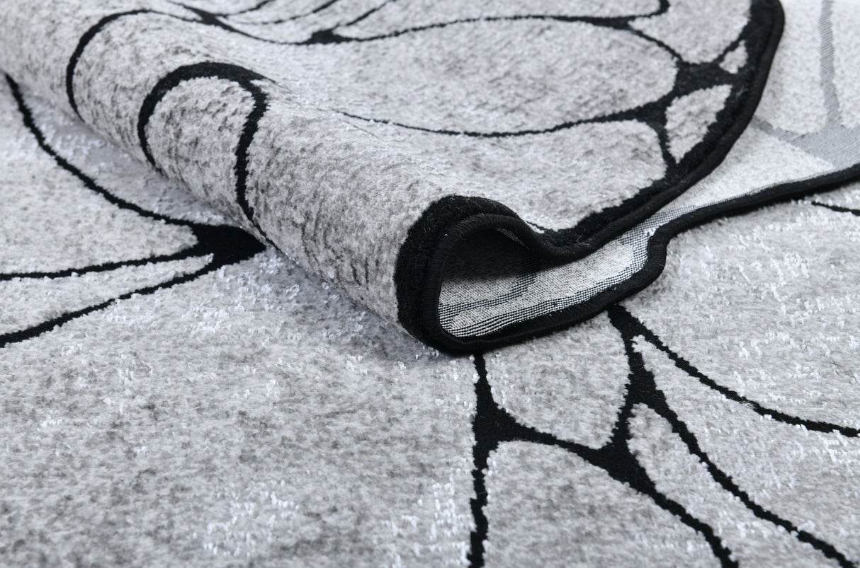 Z322A POL807 Polyester Area Rug - Silver-Toned With Bold Irregular Black Geometric Detailing, Black, 5' 3" X 7' 6" (1 Rug)