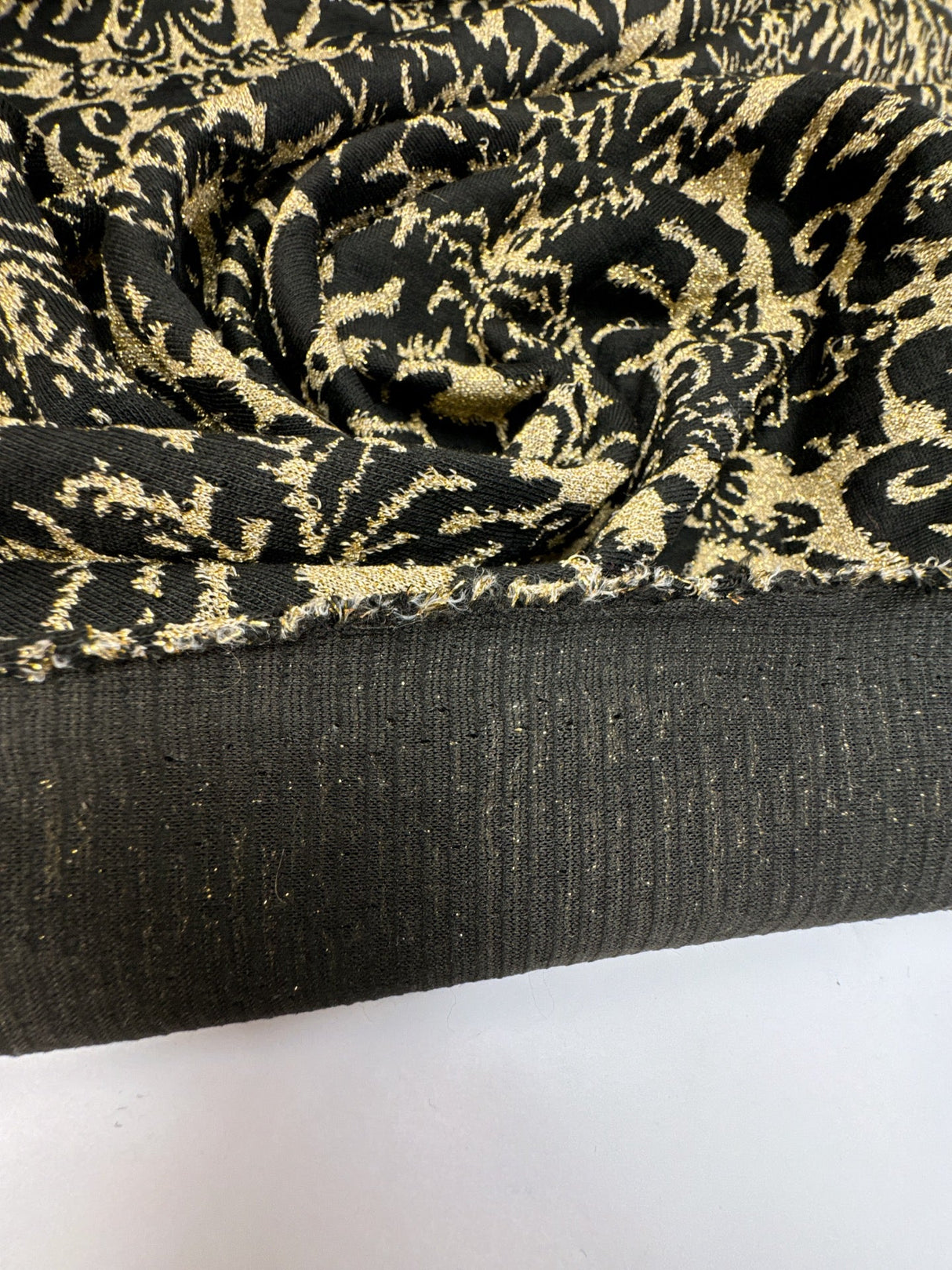 Jacquard Knitted Floral Fabric