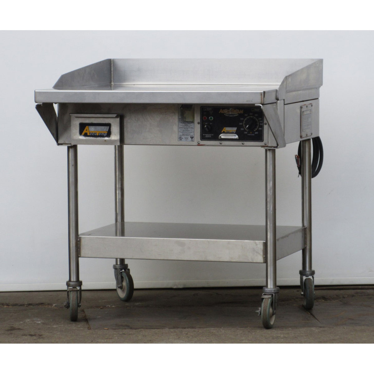 Accutemp EGF 36" Electric Steam Griddle Grill, Used Excellent Condition