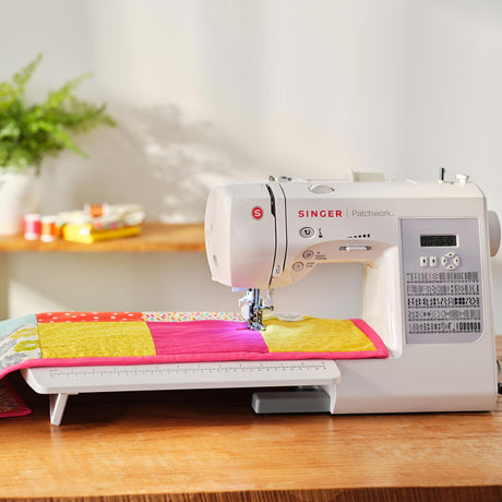 SINGER Patchwork 7285Q Sewing And Quilting Machine - Quilting Sewing Machine, 203 Stitch Applications, 5.5" Throat Space, 14.5" X 7.5" X 12" (1 Unit)
