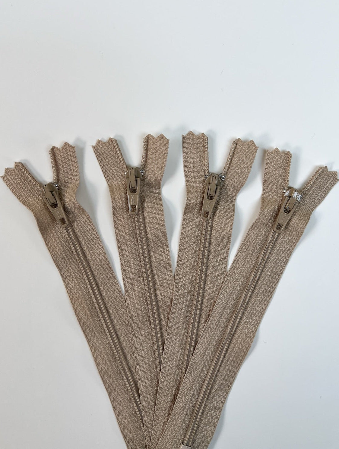 Beige Polyamid Sewing Notions