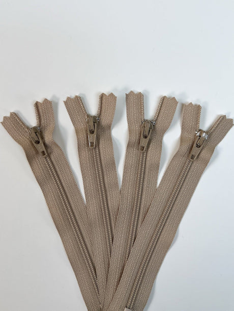 Beige Polyamid Sewing Notions