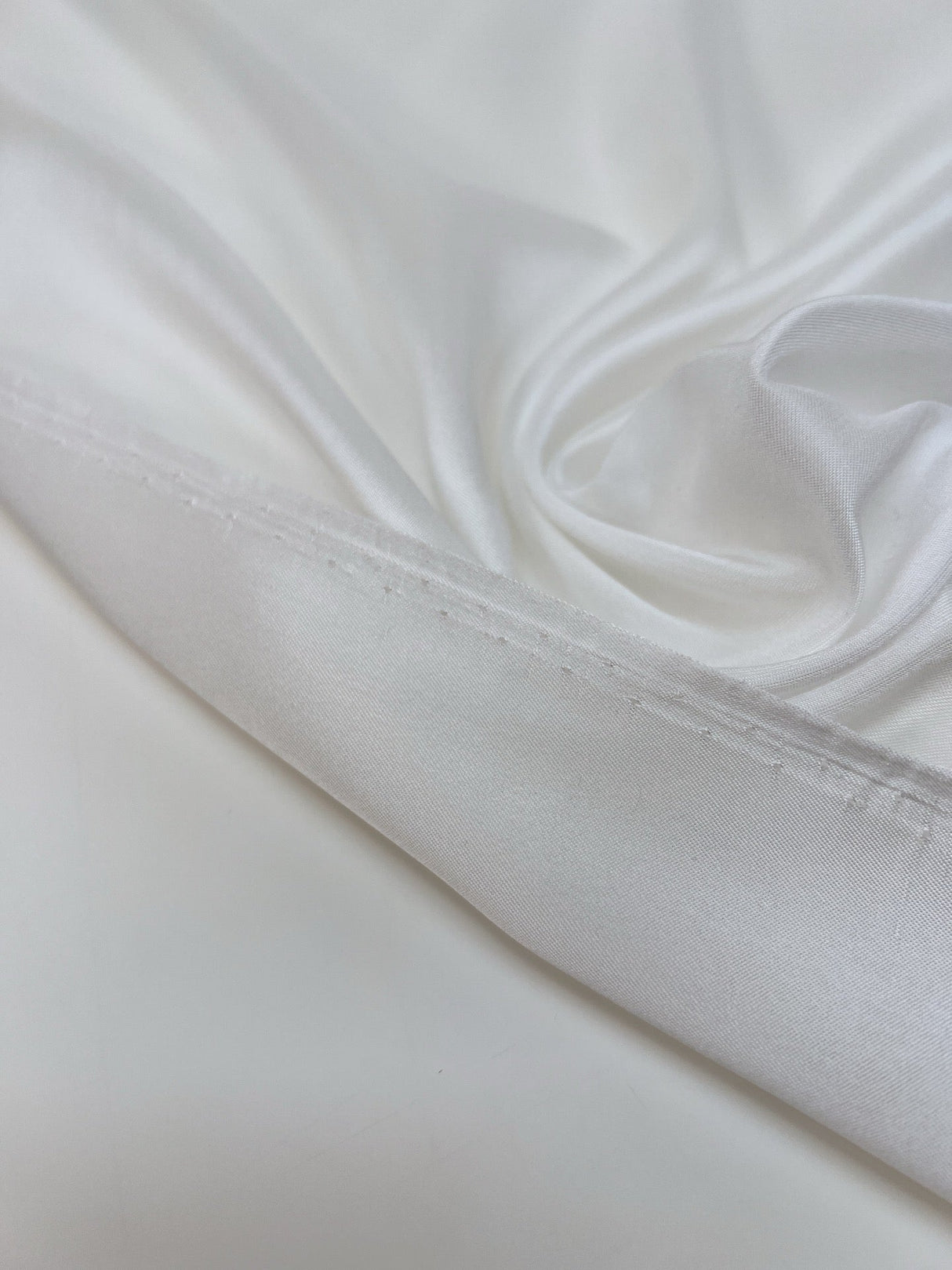 Viscose Lining White Shade Stretch