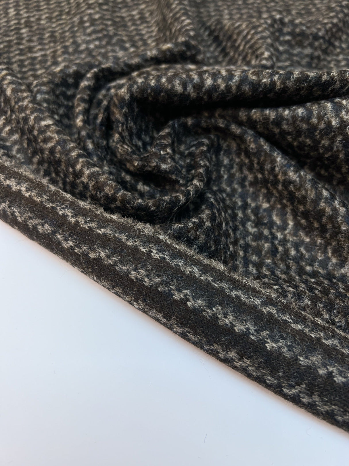 Wool Knit Abstract Shades Gray Brown Blue