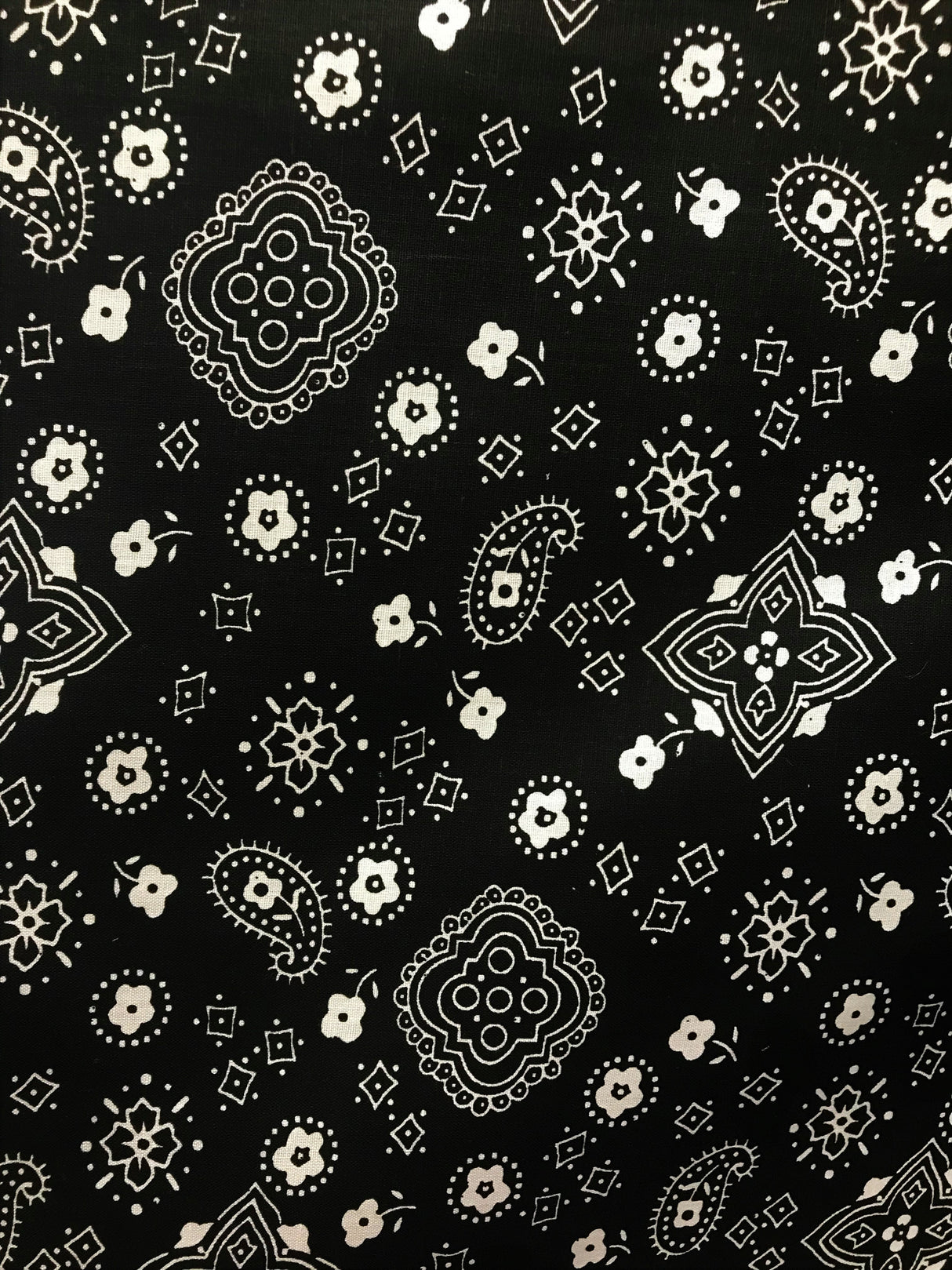 Paisley Bandanna Black Polyester Cotton Fabric - Black Paisley Bandanna Print, 59/60" Width (1 Yard)