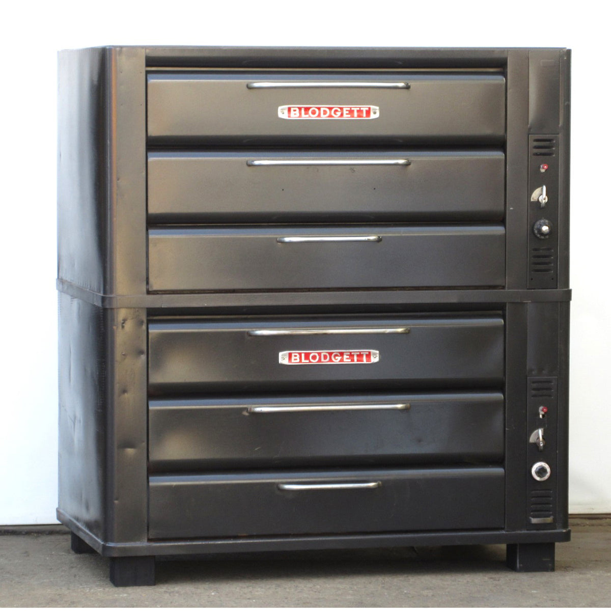 Blodgett 981/981 Double Deck Gas Oven, Used Excellent Condition