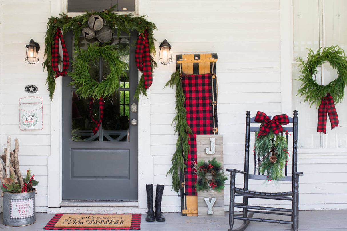 24 Inch Just Cut Norfolk Pine Christmas Wreath