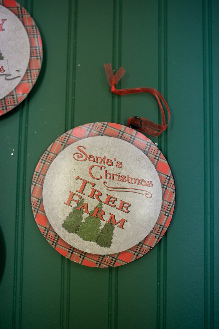 6.6” Buffalo Plaid Metal Christmas Ornaments