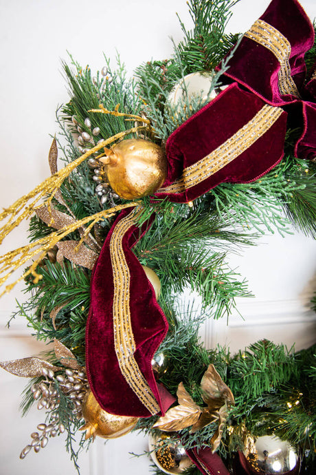30 Inch Prelit Crimson Gold Holiday Wreath LED Lights Cordless