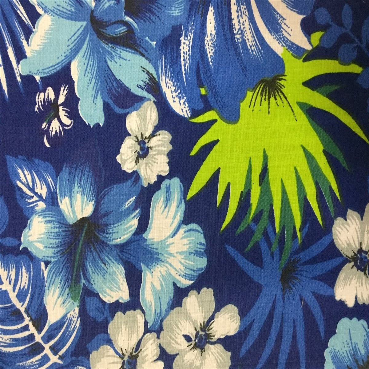 Hawaiian Print Poly Cotton Fabric - Hawaiian Print, 59" Width (1 Yard)