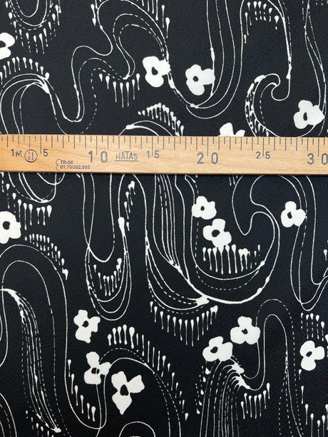 Polyester Crepe Printed Black White Floral