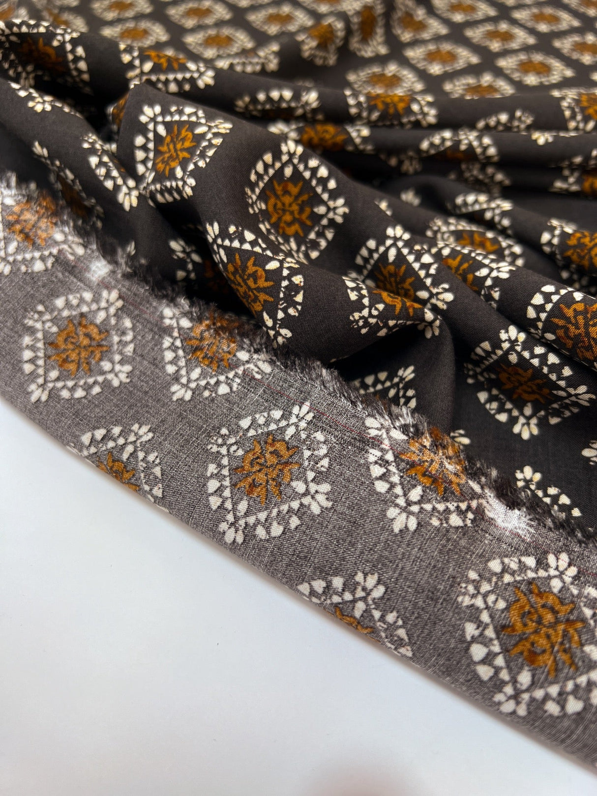 Viscose Woven Geometric Brown Black