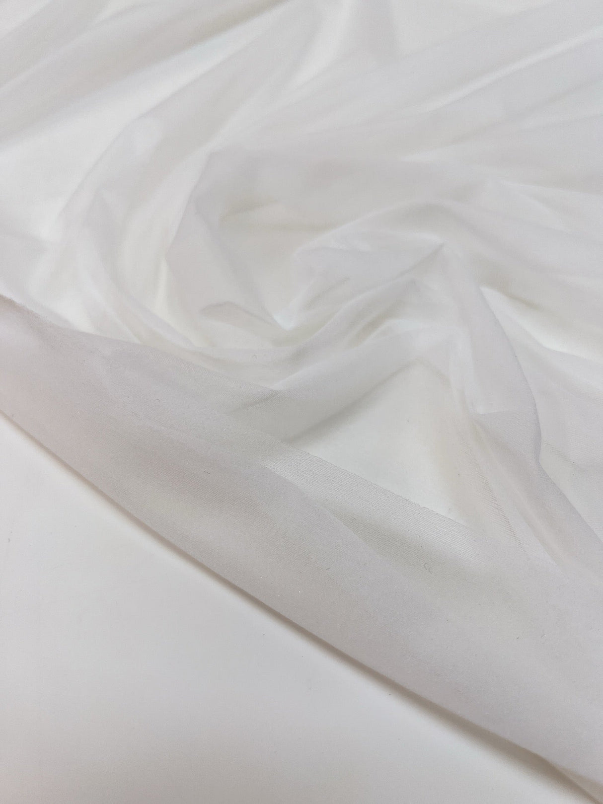 Polyamide Elastane Interlining White Shade