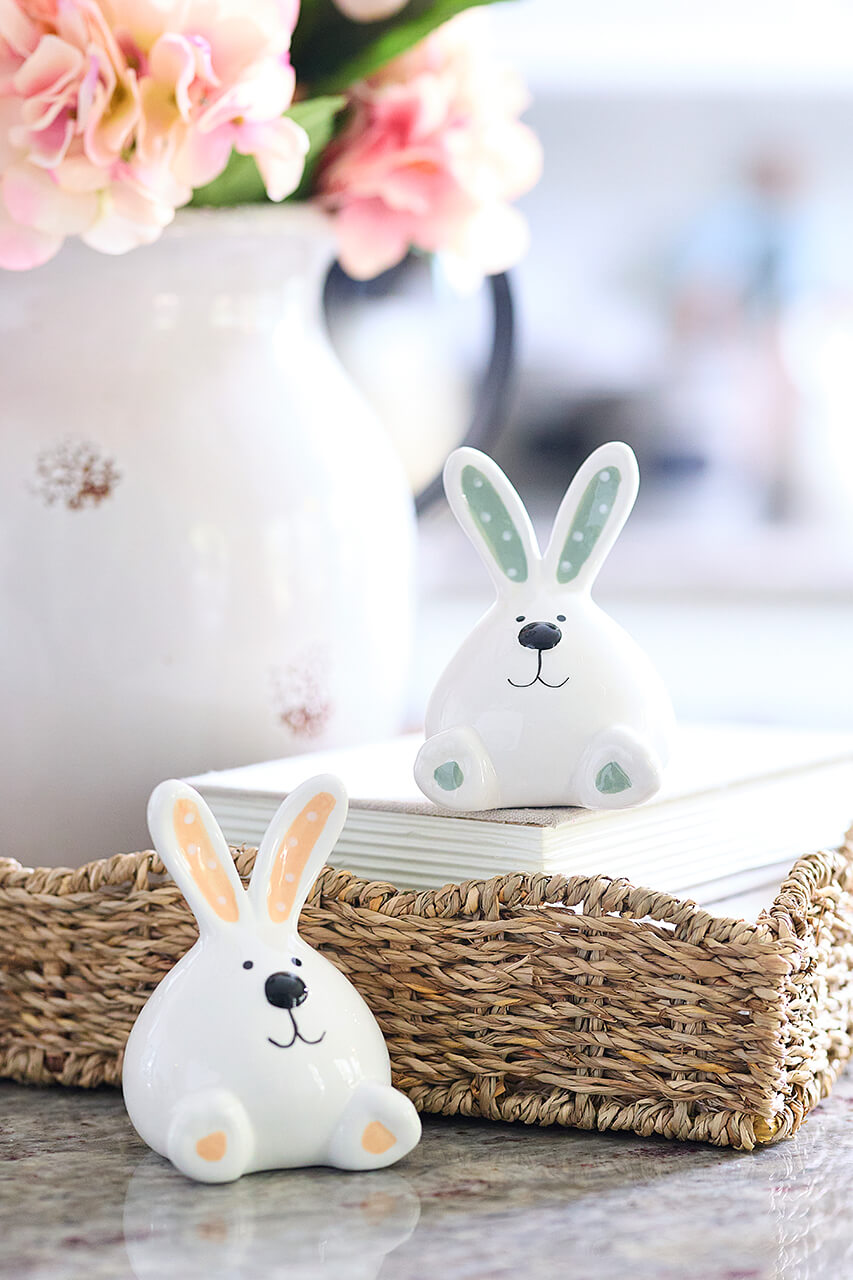 3.94" Ceramic Sitting Bunny